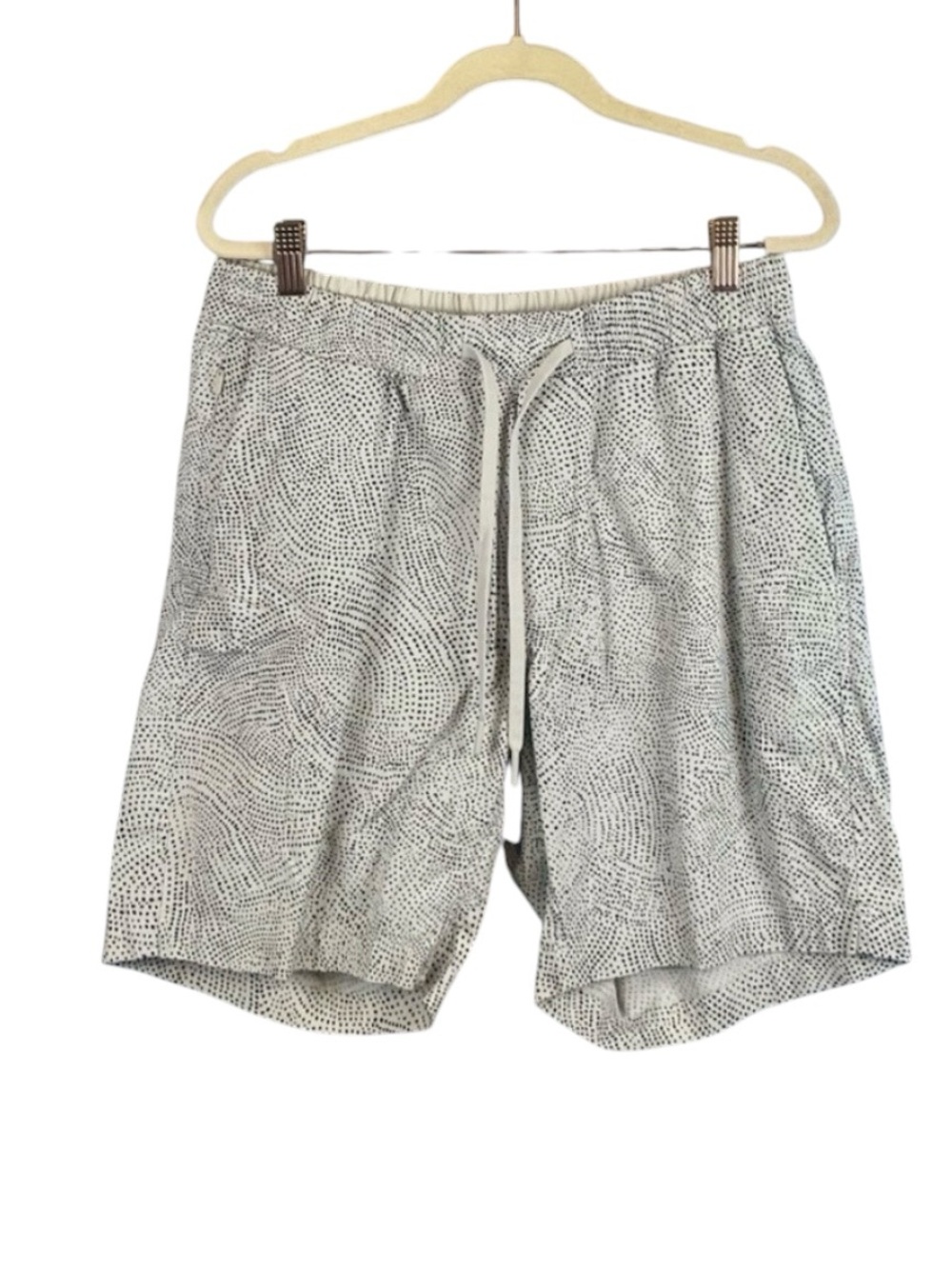 Lululemon Bowline Shorts 8” Mens Medium Spirited Silverstone True Navy Athletic